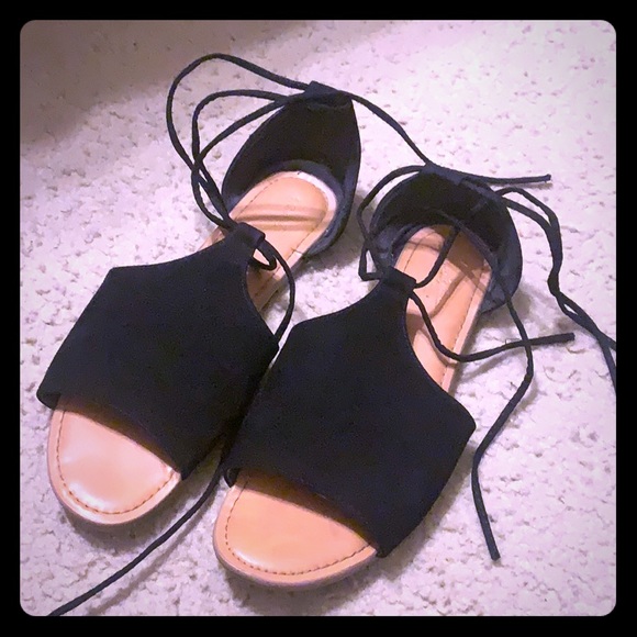 Black lace up sandals - Picture 1 of 2